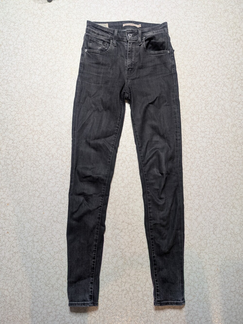 Levis 721 high rise black skinny jeans